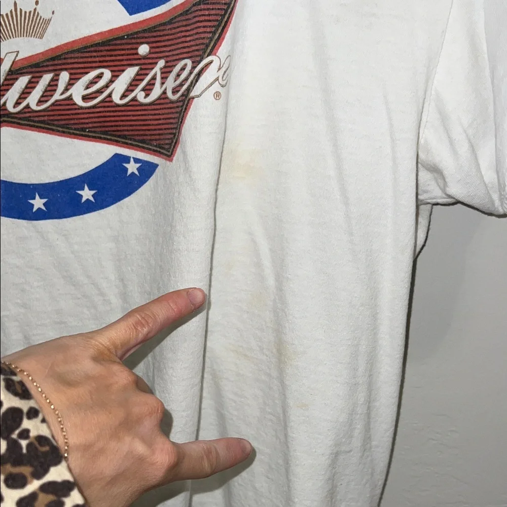 VINTAGE 90s Budweiser White and Red Logo Tee - Picture 4 of 5